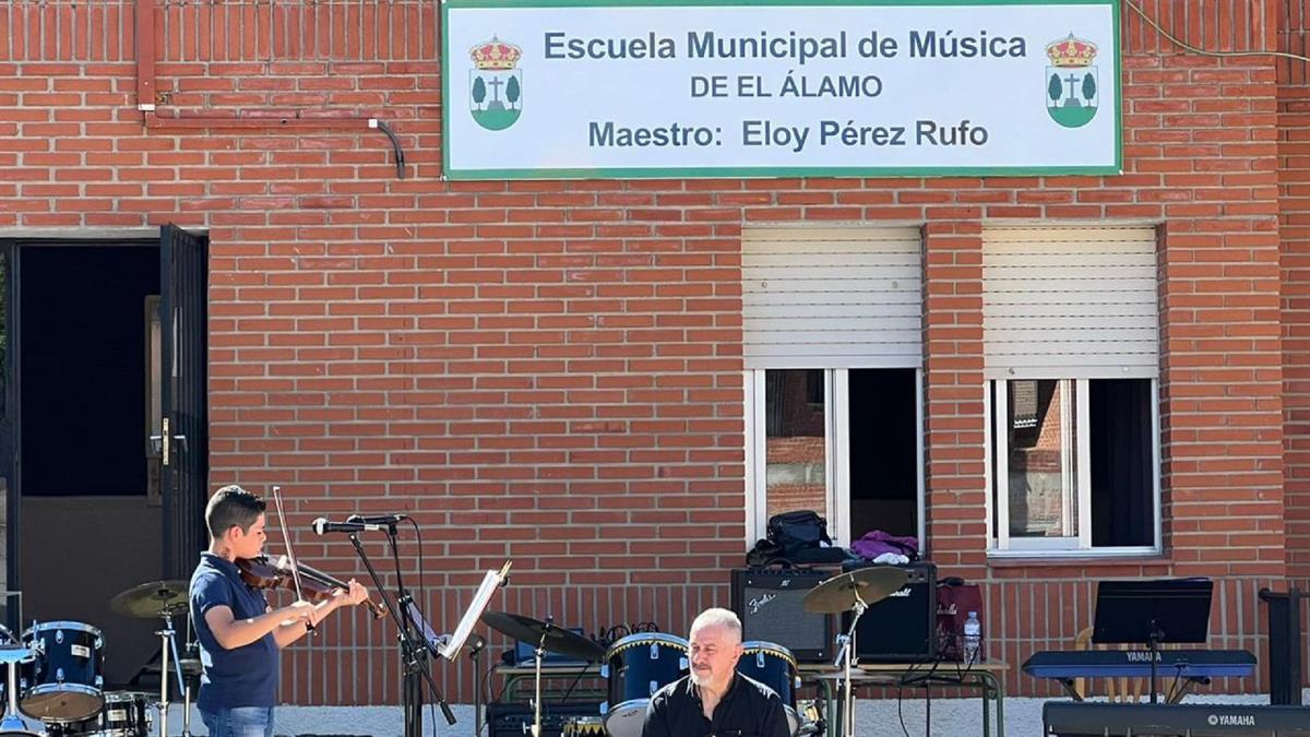 Ya puedes apuntarte a la Escuela Municipal de Música de El Álamo 