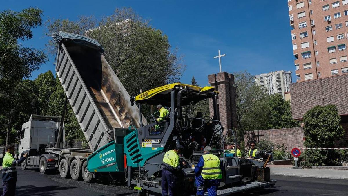 El contrato aprobado mejorará más de 102.470 m2 de pavimentos en los distritos de Latina, Carabanchel, Usera y Villaverde
