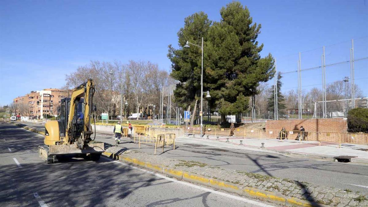 Conoce los itinerarios alternativos para no verte afectado por el corte del Paseo de la Chopera, que se encuentra en obras desde ayer 