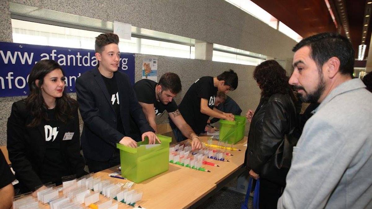 Profesionales de la docencia, la neuropsicología, la didáctica, la psiquiatría o la educación social abordan los principales retos para las familias con niños con TDAH