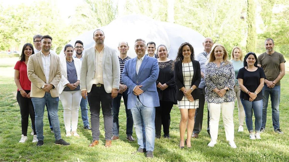 El candidato a la alcaldía se presenta "con la misma ilusión que hace cuatro años"