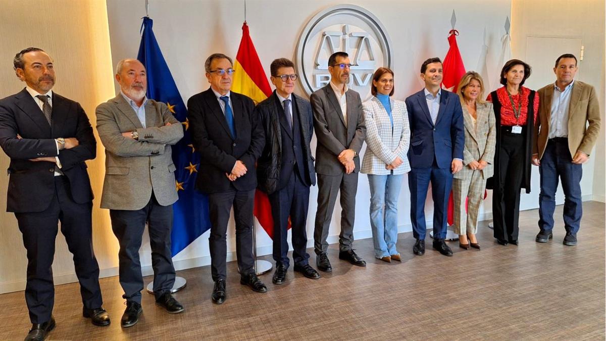 La alcaldesa Judith Piquet ha visitado sus instalaciones acompañada de su equipo 