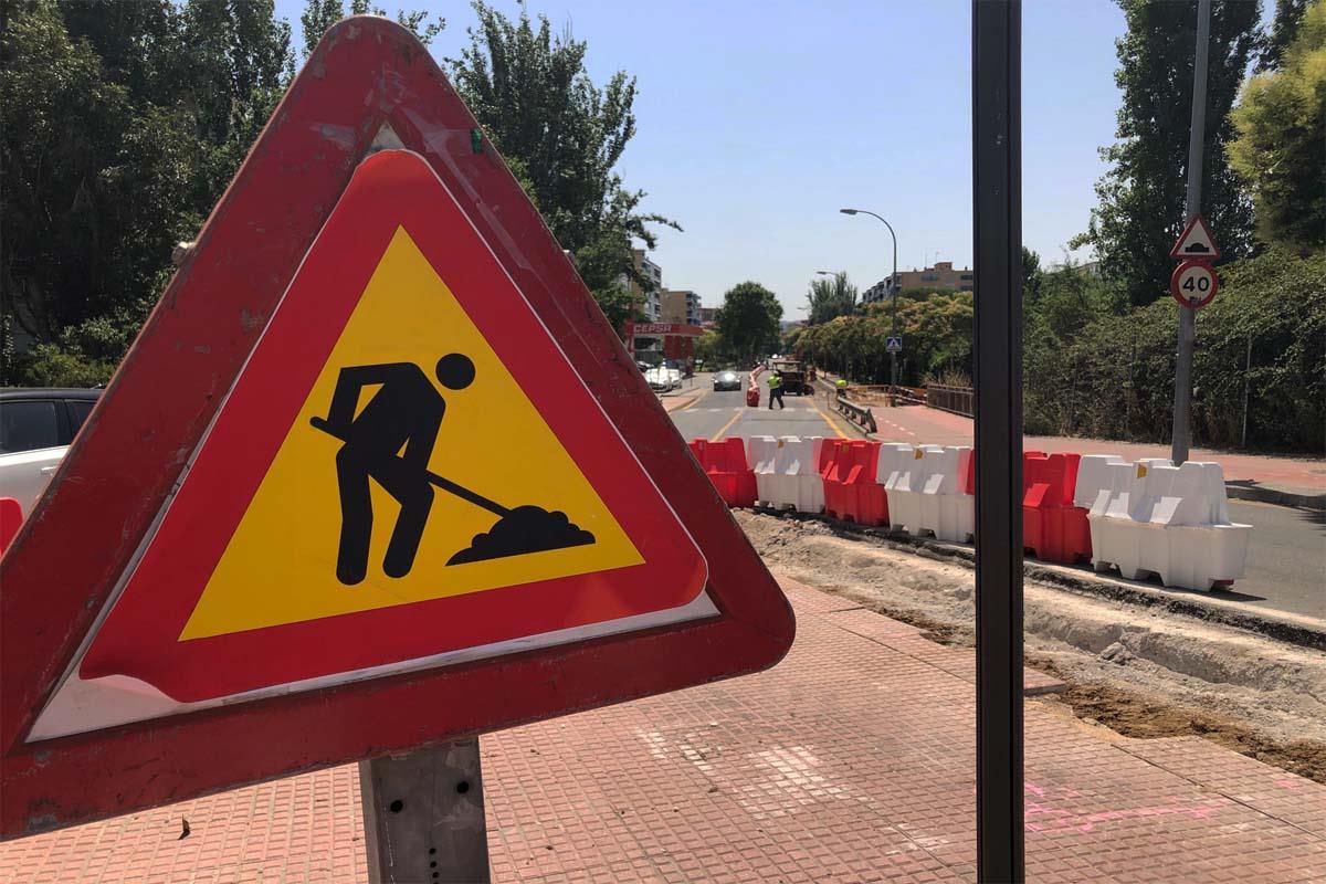 Por motivos de obras de rehabilitación se encuentra restringido el acceso a la calle Carmen Descalzo