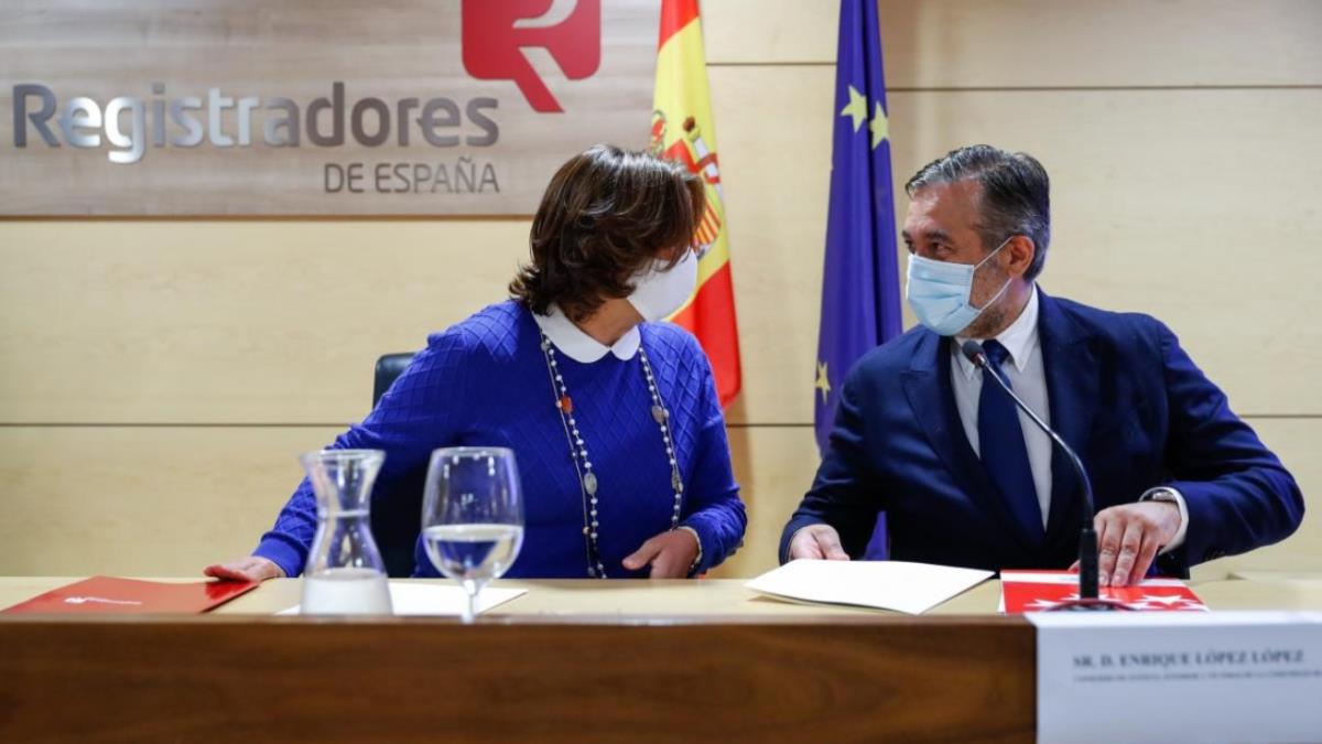 Se ha inaugurado una jornada formativa y divulgativa centrada en dar a conocer la nueva aplicación que permitirá el acceso inmediato a la información sobre la titularidad de un inmueble