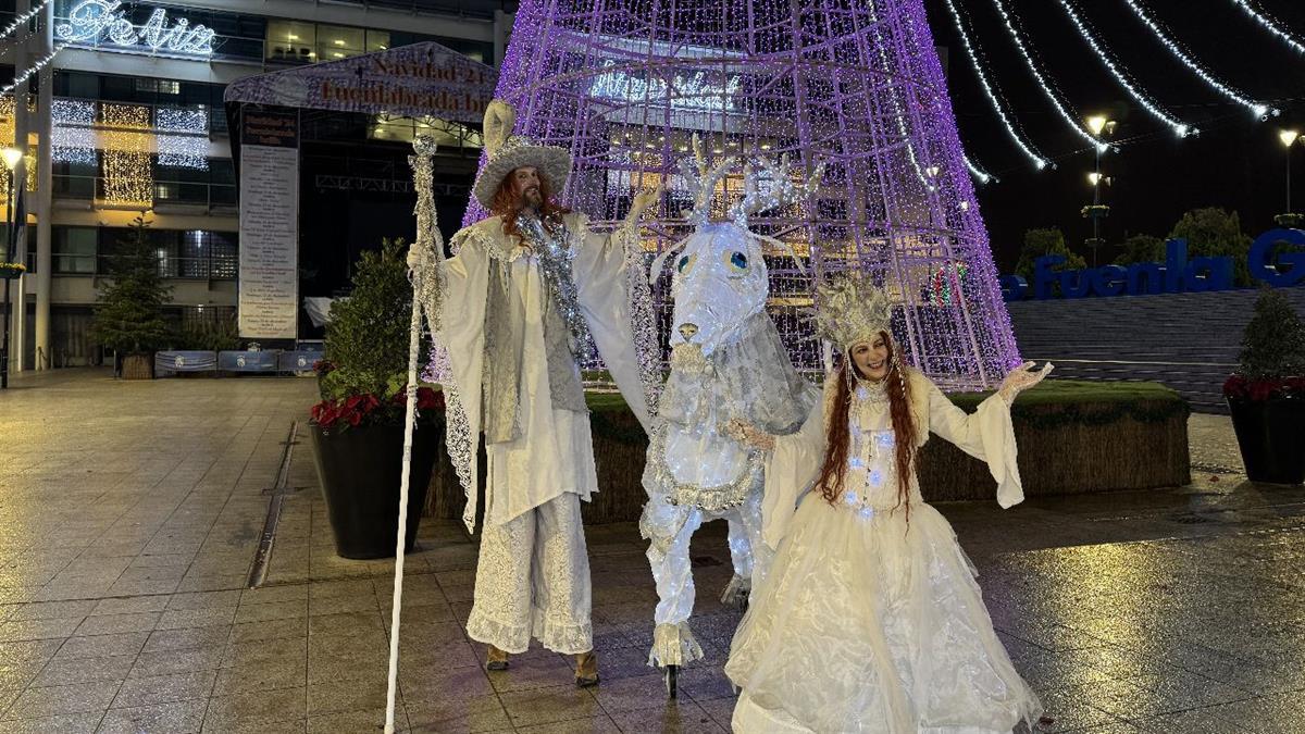 El recorrido navideño parte de la Plaza de la Constitución y acaba en la pista de hielo del Recinto ferial