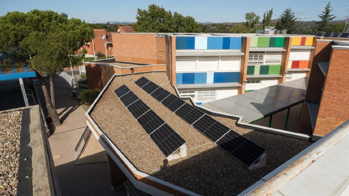 Las Rozas instalará paneles solares en el Ayuntamiento, los centros de mayores, bibliotecas y escuelas infantiles