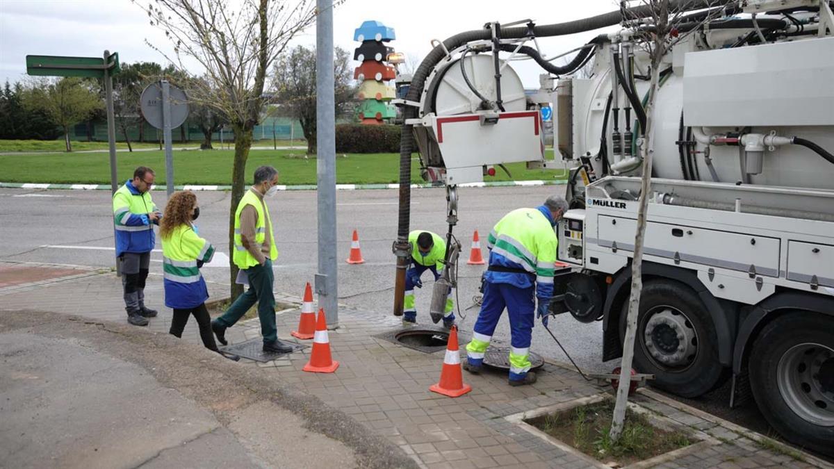 Los trabajos se realizan a través de el Canal de Isabel II