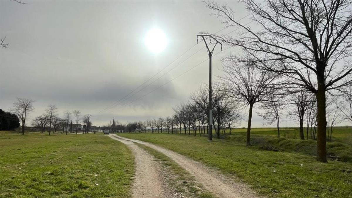 Se han comenzado las labores en la zona Camino de Santa Juana