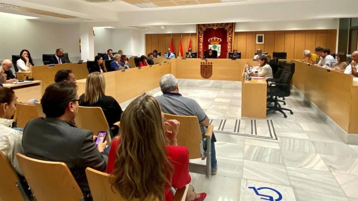 Los vecinos afectados expusieron sus quejas ante los representantes de las diferentes formaciones 