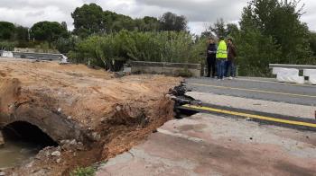 Se van a ejecutar las obras del puente que atraviesa el arroyo Culebro