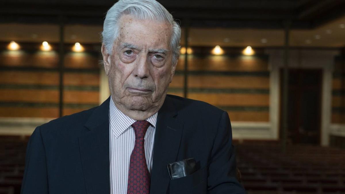 Almeida asegura que el escritor estaba “íntimamente ligado a la ciudad de Madrid”