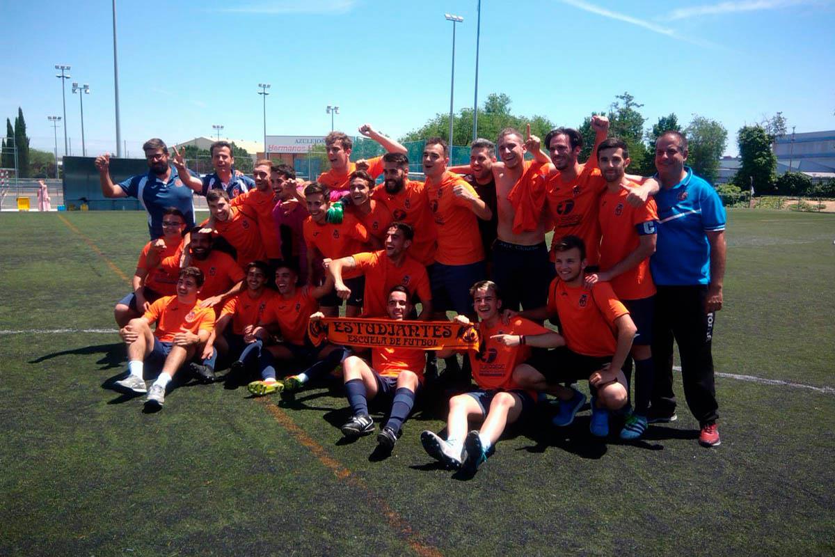 La temporada pasada la E.F. Estudiantes Alcorcón debutaba en Segunda Regional 