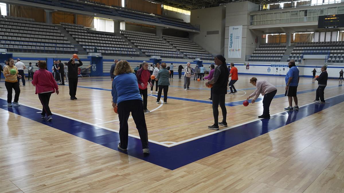 Desde clases de Matronatación hasta clases de Natación para mayores de 65 años