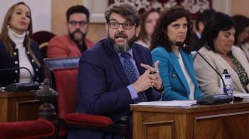 La moción fue rechazada por todos los grupos 