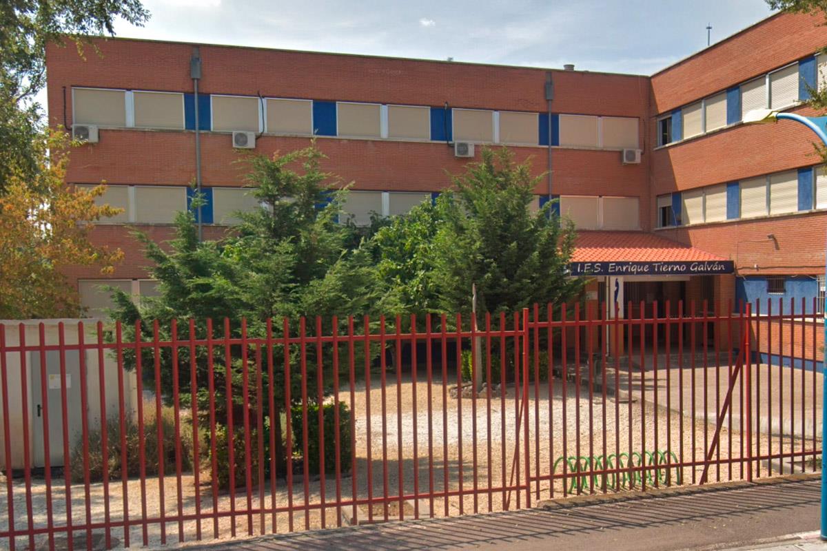 El colegio de Parla sufre de una alta concentración de alumnos