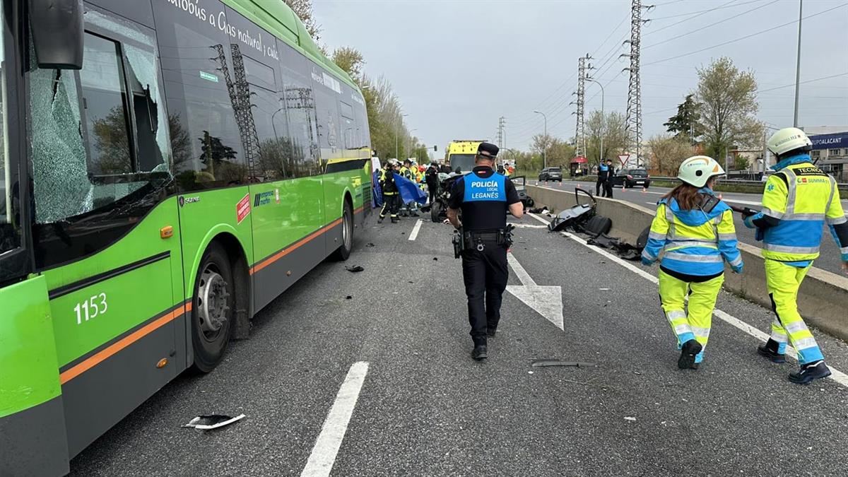 La Policía local ha cortado el tráfico de esta zona