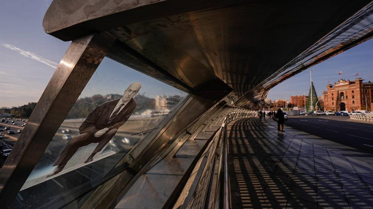 Las obras más relevantes del ingeniero Javier Manterola estarán expuestas a lo largo del puente