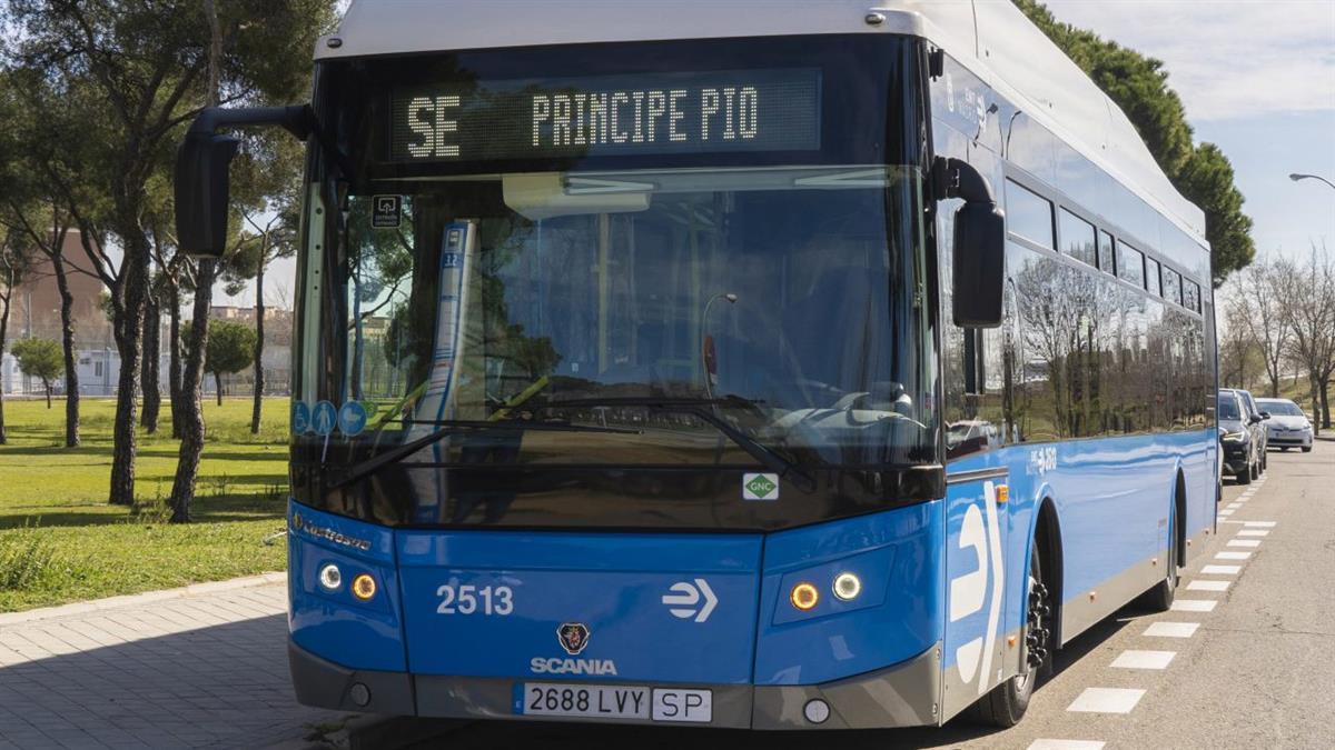 La EMT pone en marcha un nuevo servicio que conecta el centro sanitario con Príncipe Pío