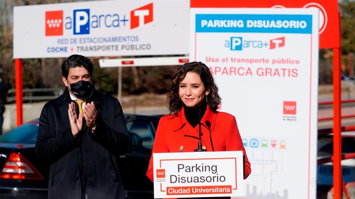 Más de mil plazas gratuitas de aparcamiento si utilizas el transporte público