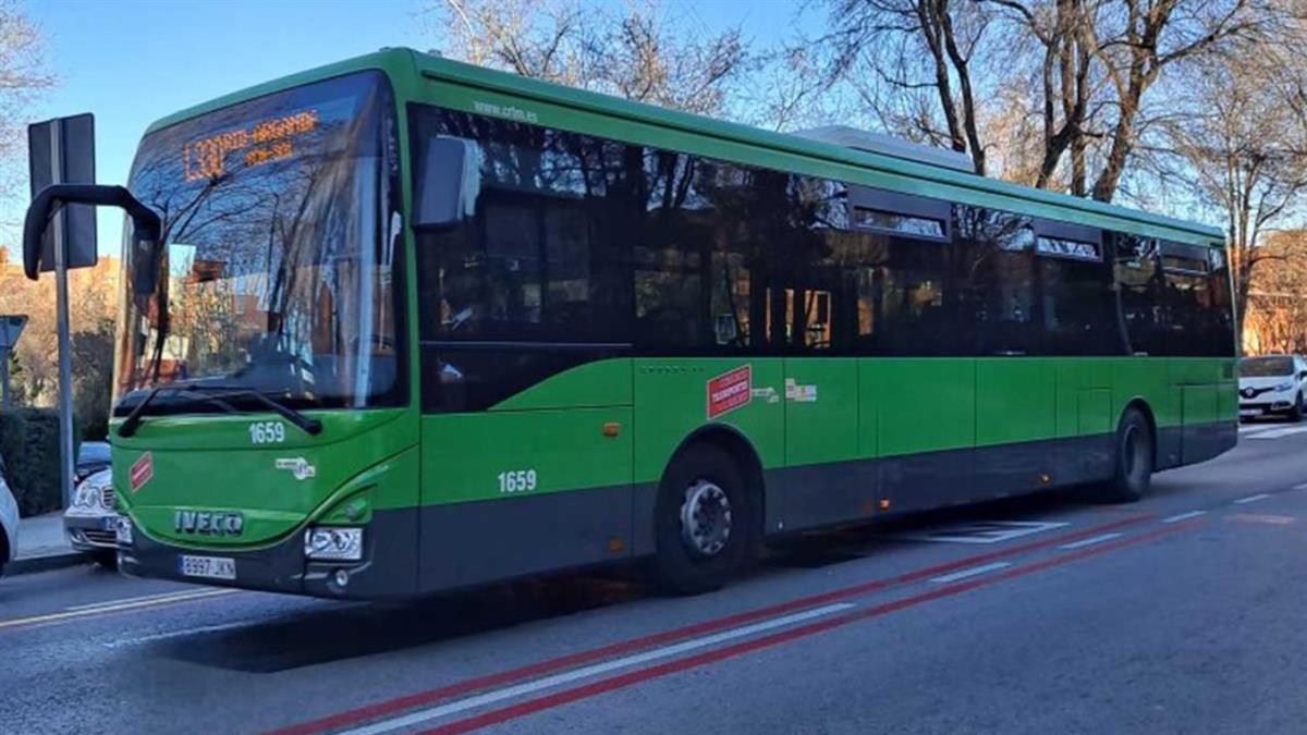 El tráfico en la Plaza Mayor se cortará durante las noches estivales de los fines de semana