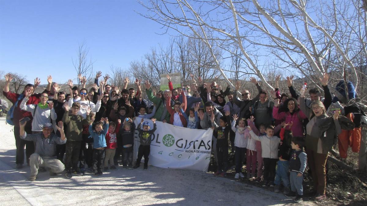 Ecologistas en Acción ha desarrollado una plantación simbólica para la recuperación del bosque