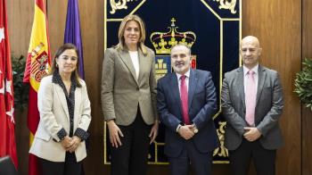 La alcaldesa, Paloma Tejero, y el delegado de ONCE en Madrid han firmado lunes un convenio de colaboración