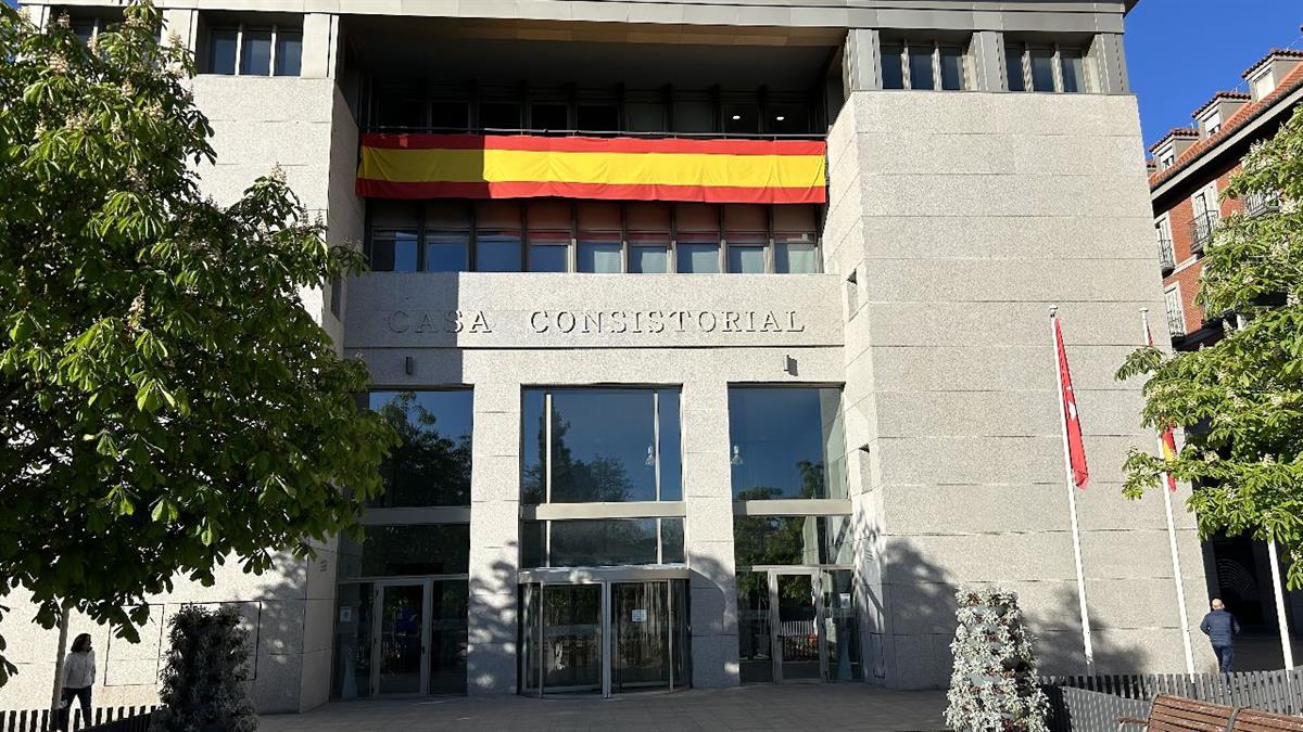 La FLAVL se ha reunido con el equipo de Gobierno de PP y ULEG para trasladarles las necesidades de inversiones para este 2025
