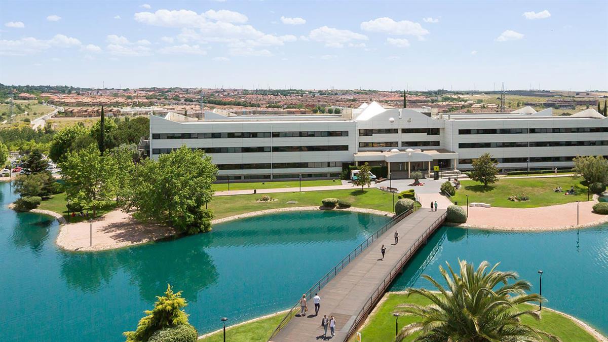 Se completan así las ayudas para alumnos empadronados que estudian en este centro