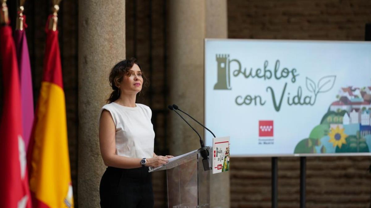Díaz Ayuso ha presentado este programa en el castillo de Batres