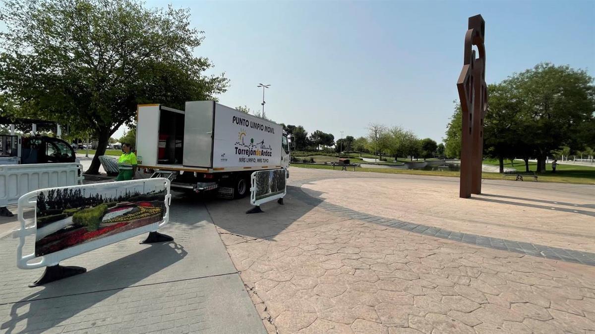 El Ayuntamiento de Torrejón cuenta con 11 Puntos Limpios de Barrio 