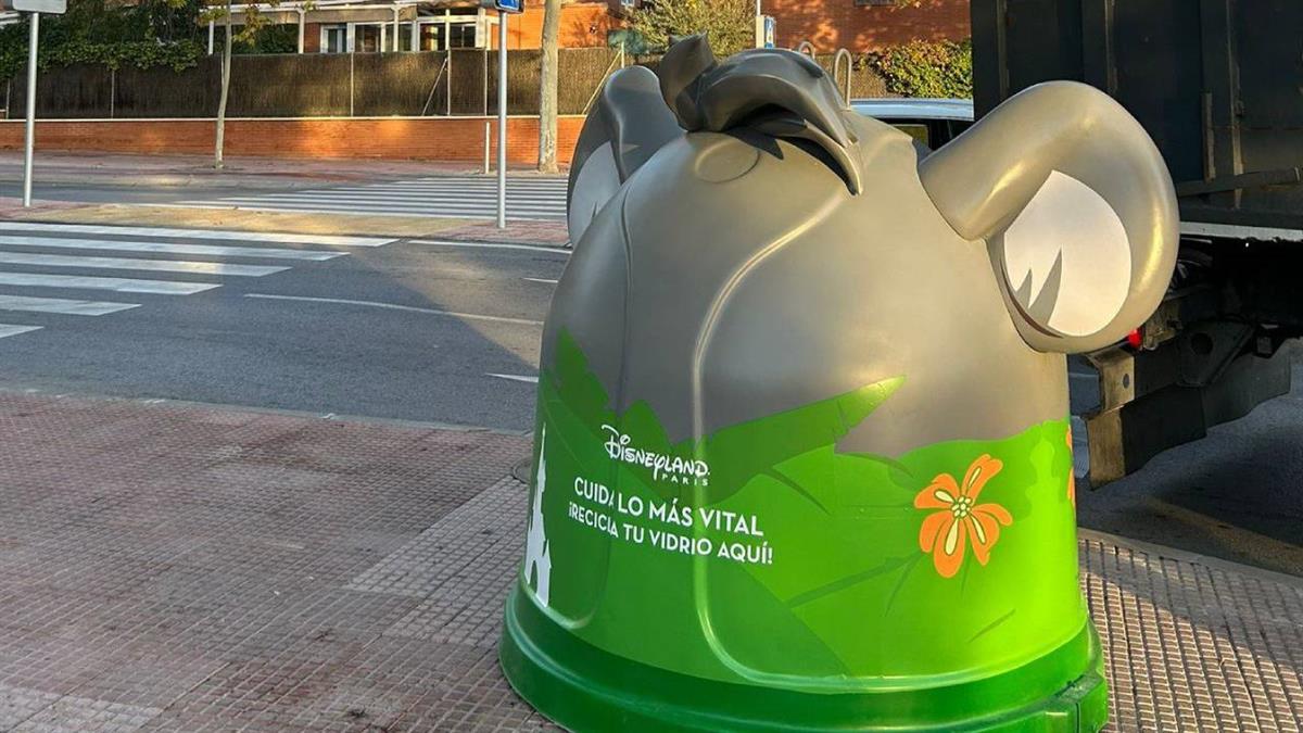 Alcalá pone en marcha la campaña ‘La magia de reciclar vidrio’ con contenedores temáticos de Disney