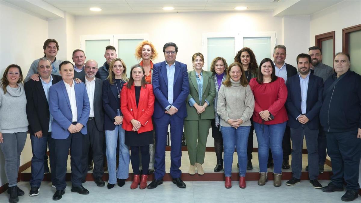 El nuevo secretario general se reúne con los 31 alcaldes socialistas de la Comunidad de Madrid