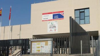 El pabellón deportivo del CEIPSO La Luna lleva ocho años de retraso