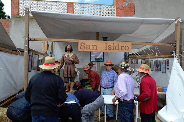 La alcaldesa ha felicitado también el patrón a todos los vecinos y vecinas de Moraleja