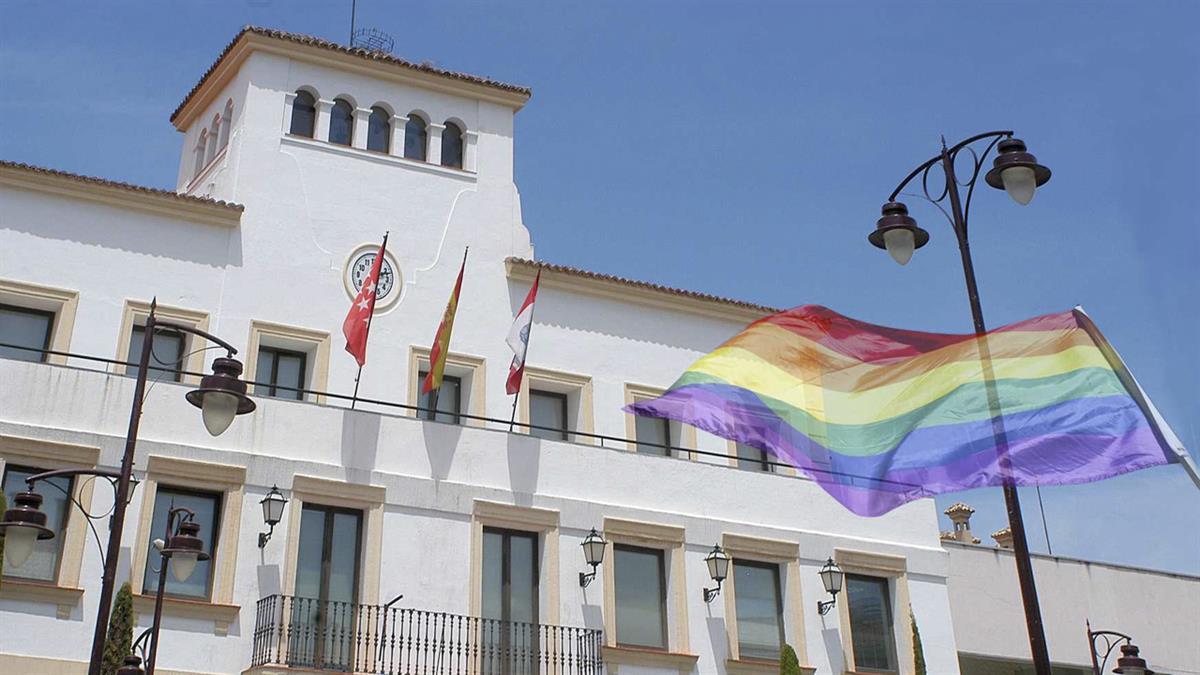 Un acto para conmemorar el Día Internacional del Orgullo