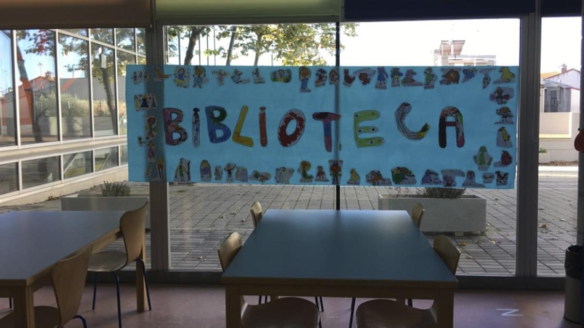 Los días 28 y 29 la biblioteca recibió su primera visita de los escolares