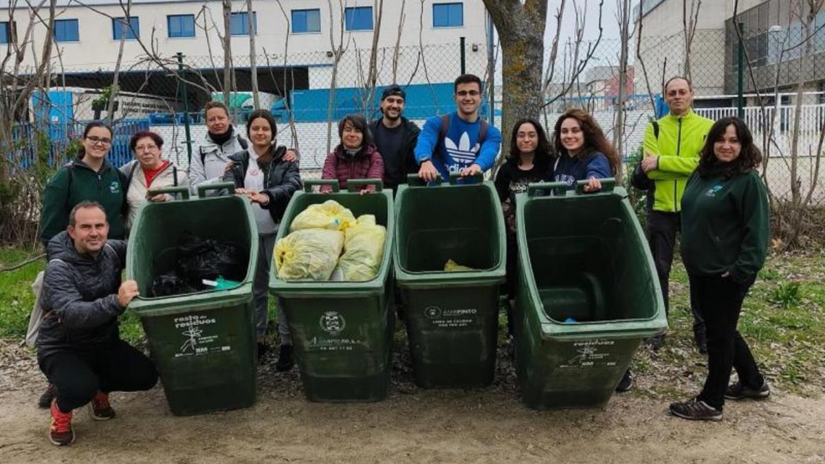 De papel, cartón, vidrio, envases, residuos orgánicos, aceite de cocina y enseres voluminosos