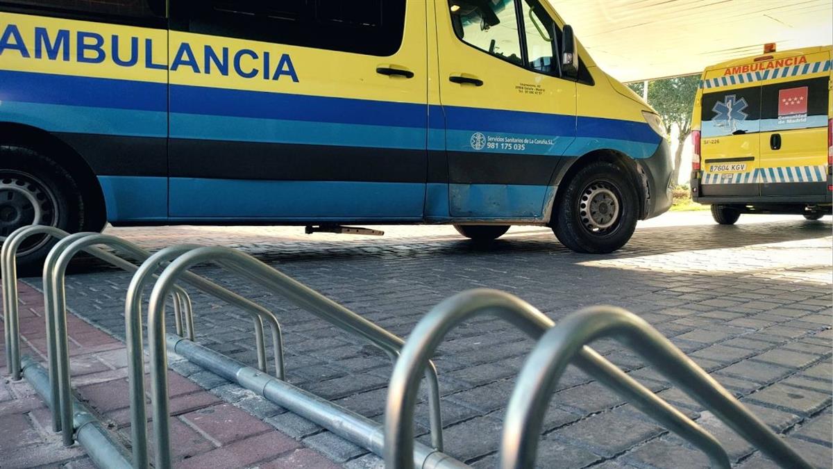 El centro ha instalado un aparcabicis con videovigilancia en la entrada principal y en la zona de consultas