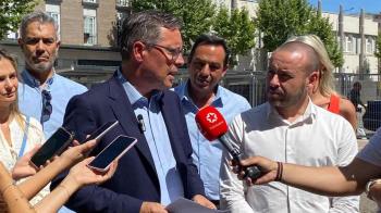 Alfonso Serrano acusa al PSOE de "ocultar el centro de migrantes"