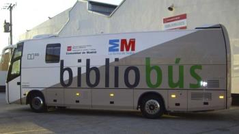 Los vecinos y vecinas de nuestra ciudad encontrarán el Bibliobús en la calle Olmos en las fechas indicadas