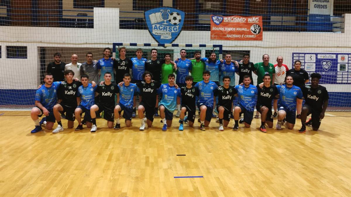 Meritorio tercer puesto el que consigue el combinado alcalaíno senior masculino en el torneo Internacional de Estarreja, población cercana a la portuguesa de Aveiro