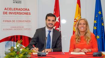 El Ayuntamiento firma la adhesión de Torrejón a la Aceleradora de Inversiones de la región
