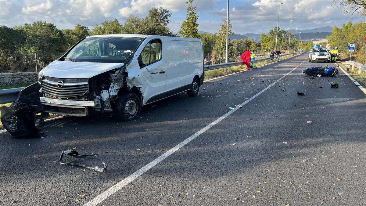 Fallecen dos ciclistas y un motorista en plena carretera en Madrid