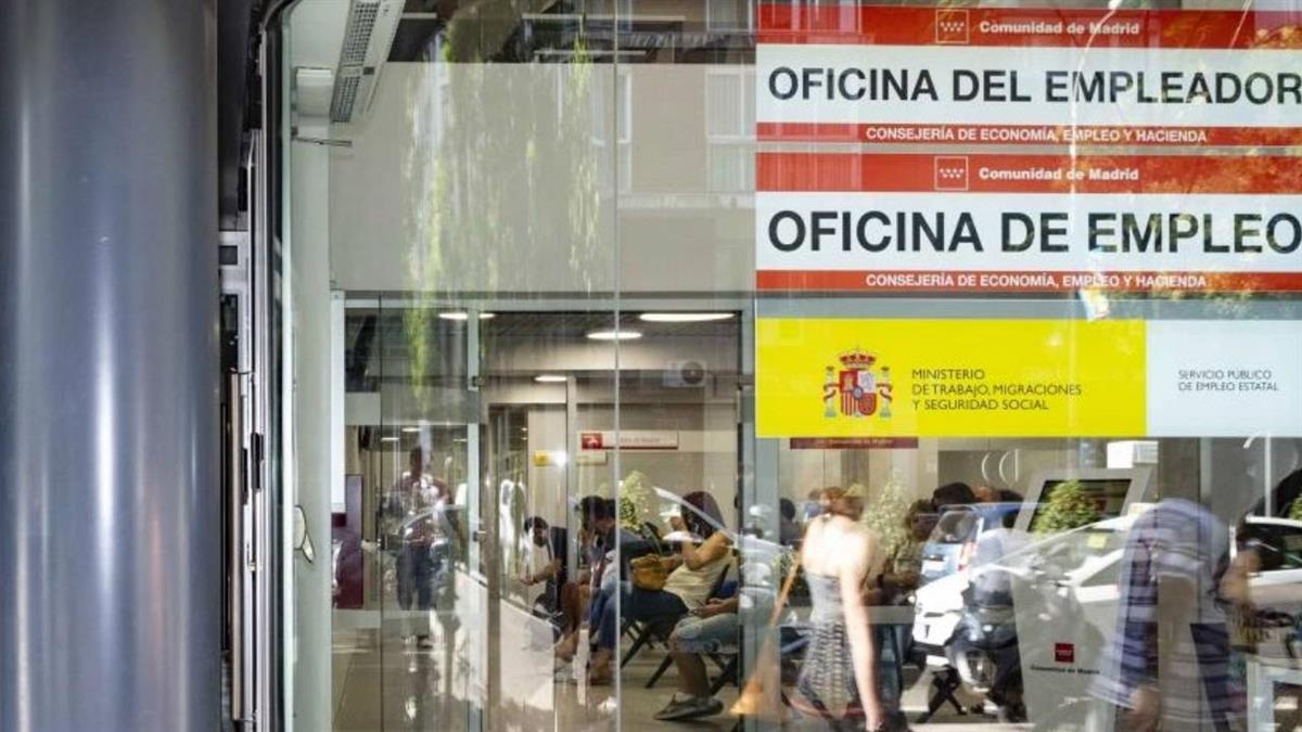 El número total de desempleados en la localidad es de 1.383 personas