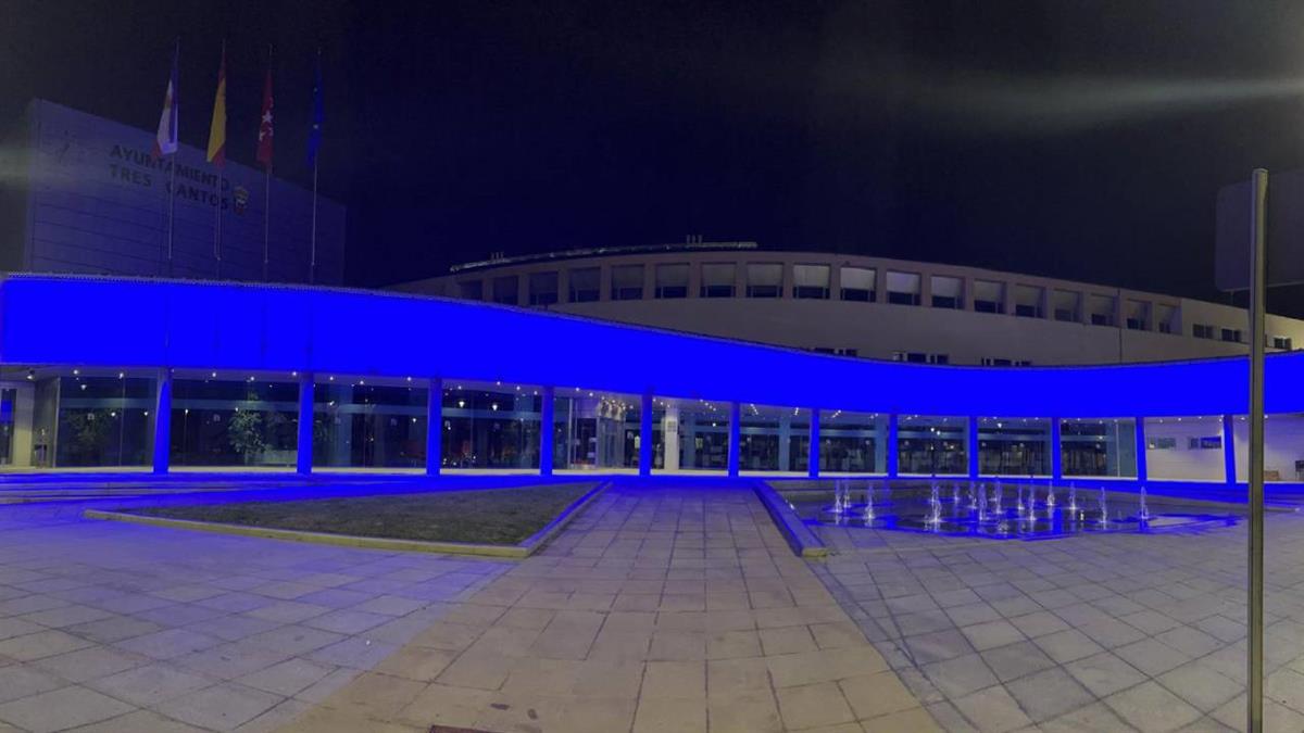 Iluminarán el Ayuntamiento en la Noche Azul 