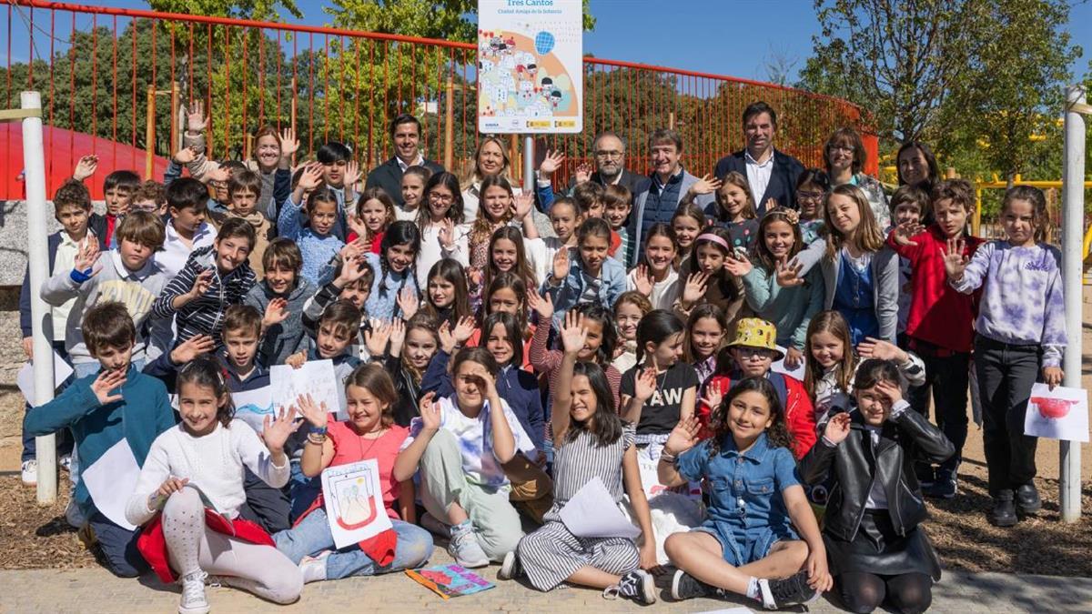 Ha recibido la distinción por haber demostrado la defensa de los derechos de la infancia