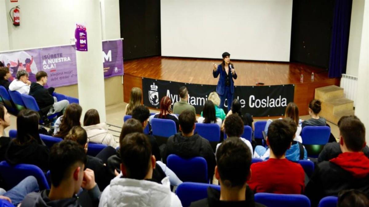 Han participado 1.300 personas este curso