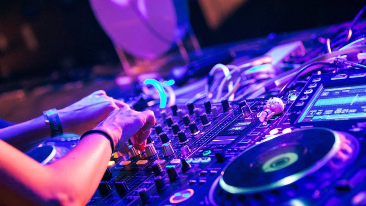 Habrá un DJ para jóvenes y espectáculos infantiles que llenarán de magia el fin de semana del 20, 21 y 22 de diciembre