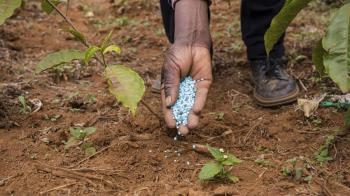 El Laboratorio Oficial José de Madariaga ha recibido autorización para producir unos innovadores fertilizantes 