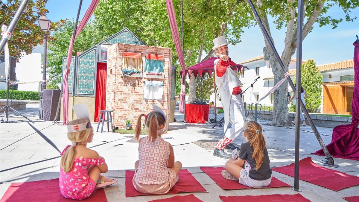 El lugar donde se ha podido disfrutar de esta campaña ha sido en la Plaza de España 